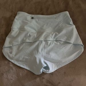 Lululemon Speed Up Low Rise Shorts 2.5”